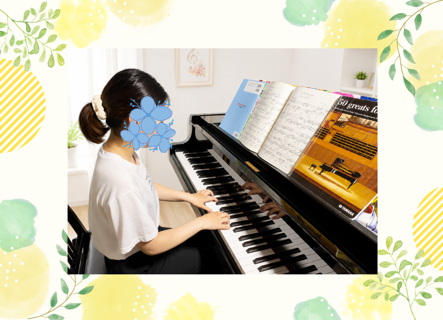 静岡市駿河区のぴあえれ音楽教室で、大人の生徒さんが真剣にピアノを弾いている様子。